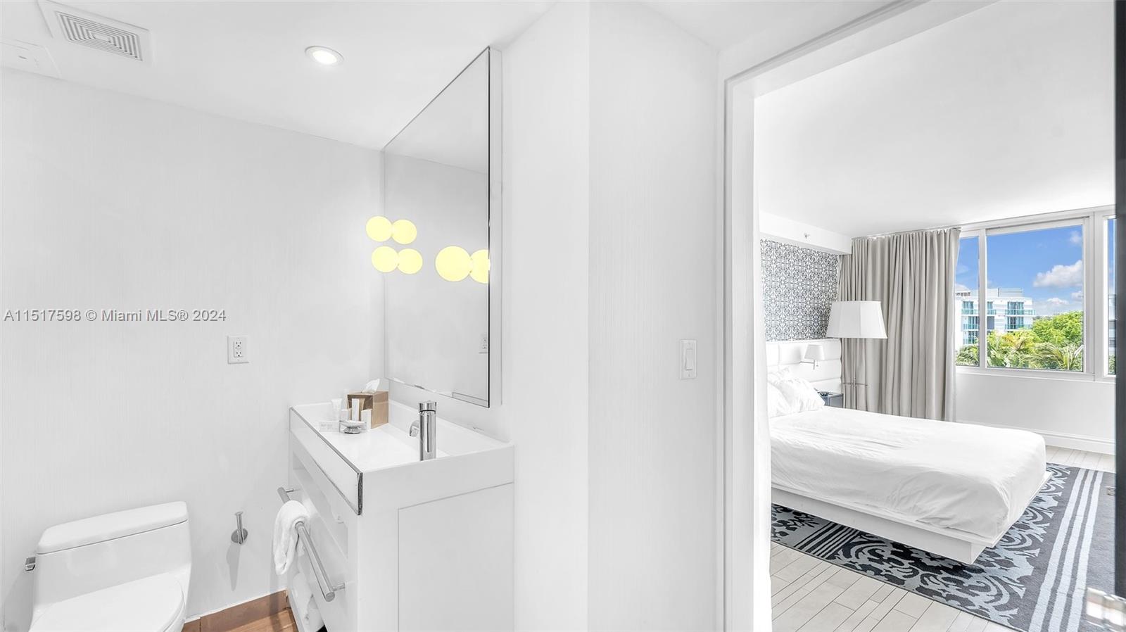 1100 West Ave 409, Miami Beach, Florida 33139, 1 Bedroom Bedrooms, 4 Rooms Rooms,1 BathroomBathrooms,Residential,For Sale,1100 West Ave 409,A11517598