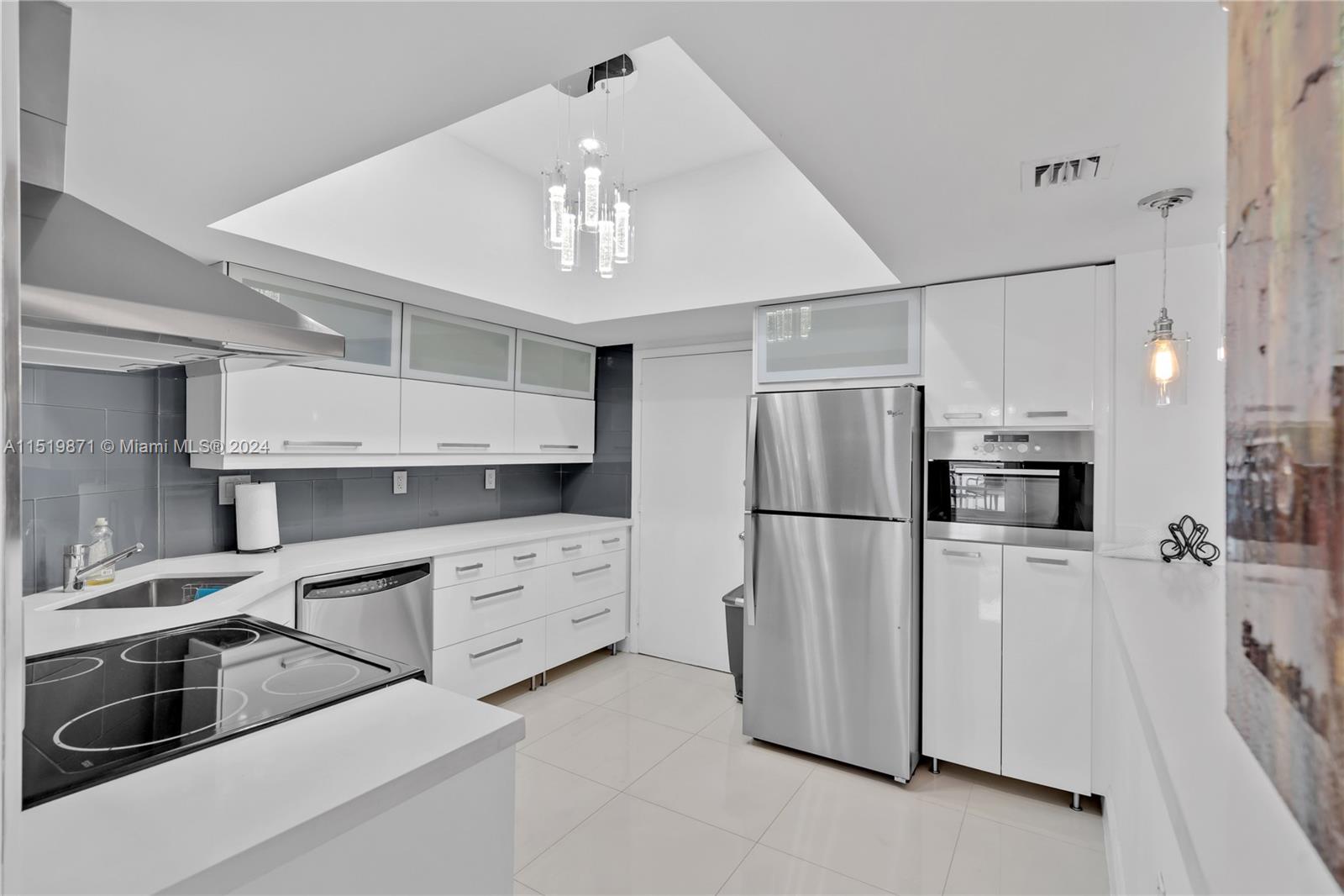 2100 S Ocean Ln 103, Fort Lauderdale, Florida 33316, 2 Bedrooms Bedrooms, ,2 BathroomsBathrooms,Residential,For Sale,2100 S Ocean Ln 103,A11519871