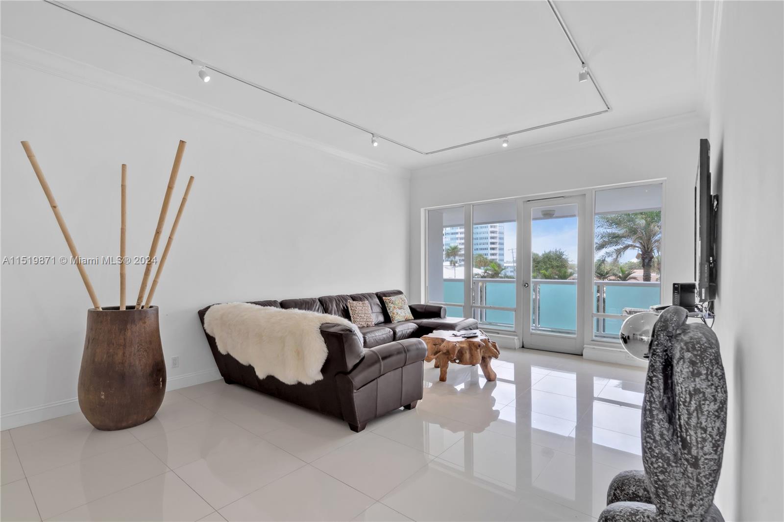 2100 S Ocean Ln 103, Fort Lauderdale, Florida 33316, 2 Bedrooms Bedrooms, ,2 BathroomsBathrooms,Residential,For Sale,2100 S Ocean Ln 103,A11519871