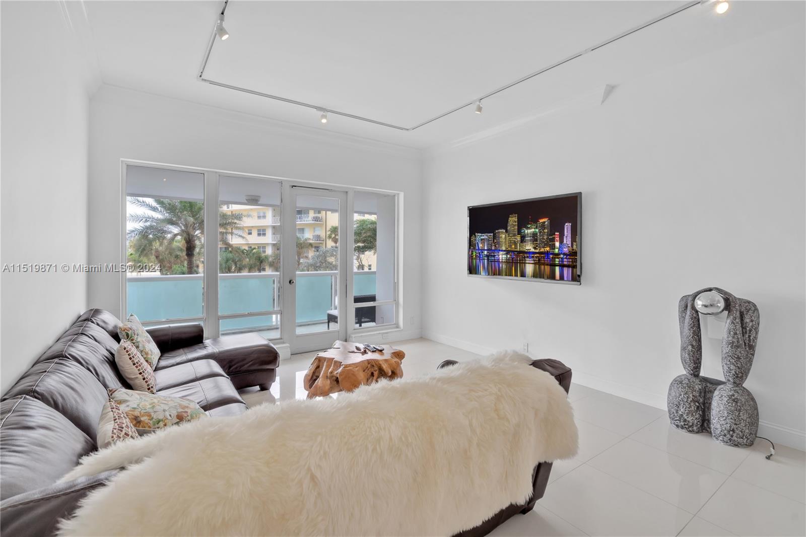 2100 S Ocean Ln 103, Fort Lauderdale, Florida 33316, 2 Bedrooms Bedrooms, ,2 BathroomsBathrooms,Residential,For Sale,2100 S Ocean Ln 103,A11519871