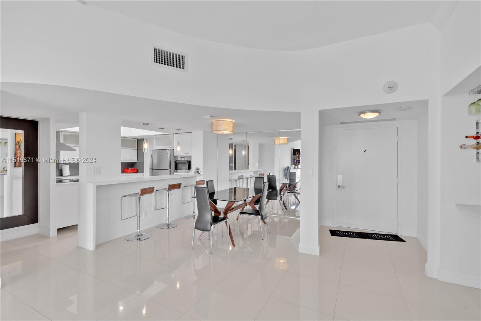 2100 S Ocean Ln 103, Fort Lauderdale, Florida 33316, 2 Bedrooms Bedrooms, ,2 BathroomsBathrooms,Residential,For Sale,2100 S Ocean Ln 103,A11519871