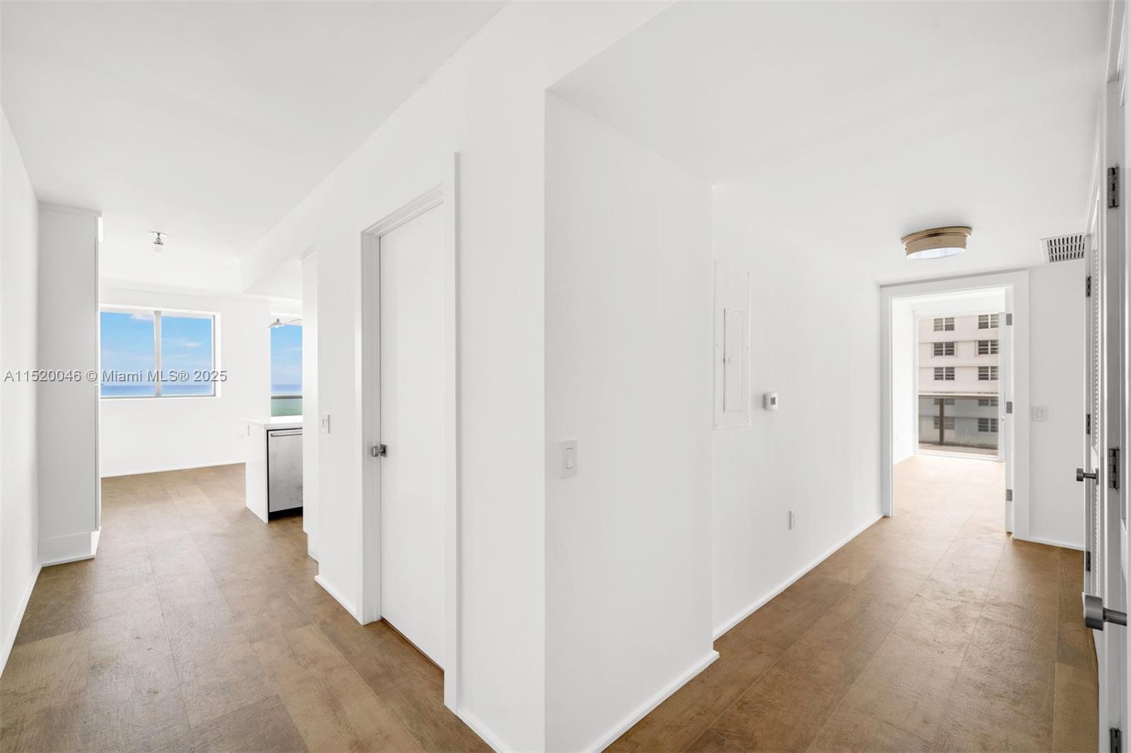 5875 Collins Ave 1102, Miami Beach, Florida 33140, 3 Bedrooms Bedrooms, ,3 BathroomsBathrooms,Residential,For Sale,5875 Collins Ave 1102,A11520046
