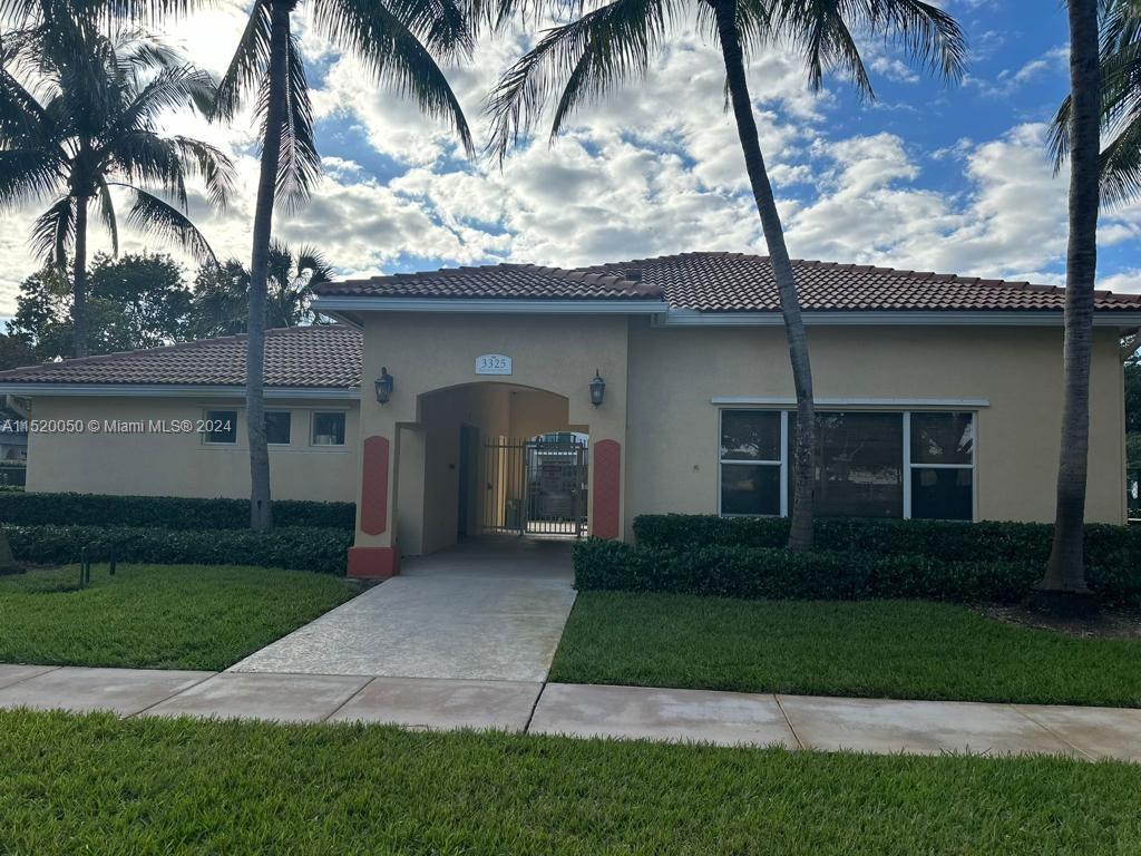 3335 Palomino Dr 321-3, Davie, Florida 33024, 3 Bedrooms Bedrooms, ,2 BathroomsBathrooms,Residential,For Sale,3335 Palomino Dr 321-3,A11520050