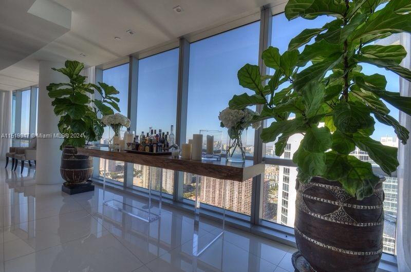 17121 Collins Ave 3908, Sunny Isles Beach, Florida 33160, 4 Bedrooms Bedrooms, ,4 BathroomsBathrooms,Residentiallease,For Rent,17121 Collins Ave 3908,A11519947