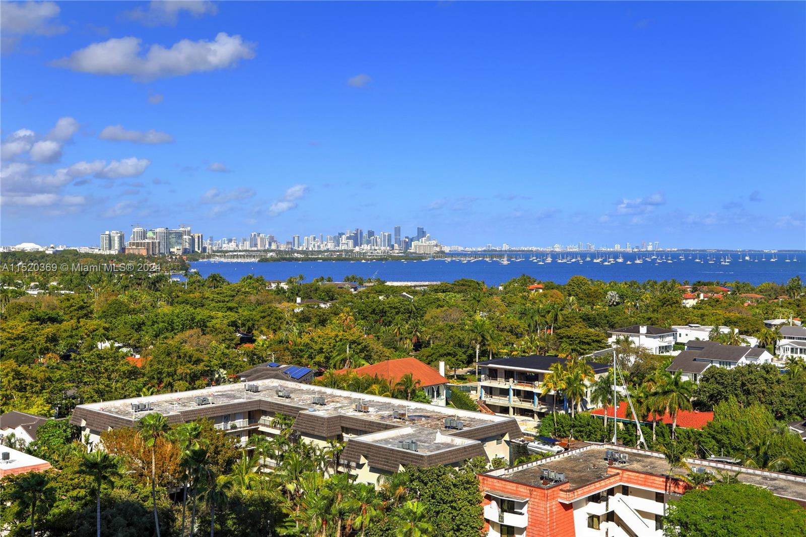 10  Edgewater Dr #PHD For Sale A11520369, FL