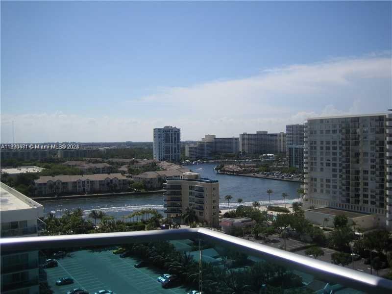 4001 S Ocean Dr 11A, Hollywood, Florida 33019, 2 Bedrooms Bedrooms, ,1 BathroomBathrooms,Residential,For Sale,4001 S Ocean Dr 11A,A11520481
