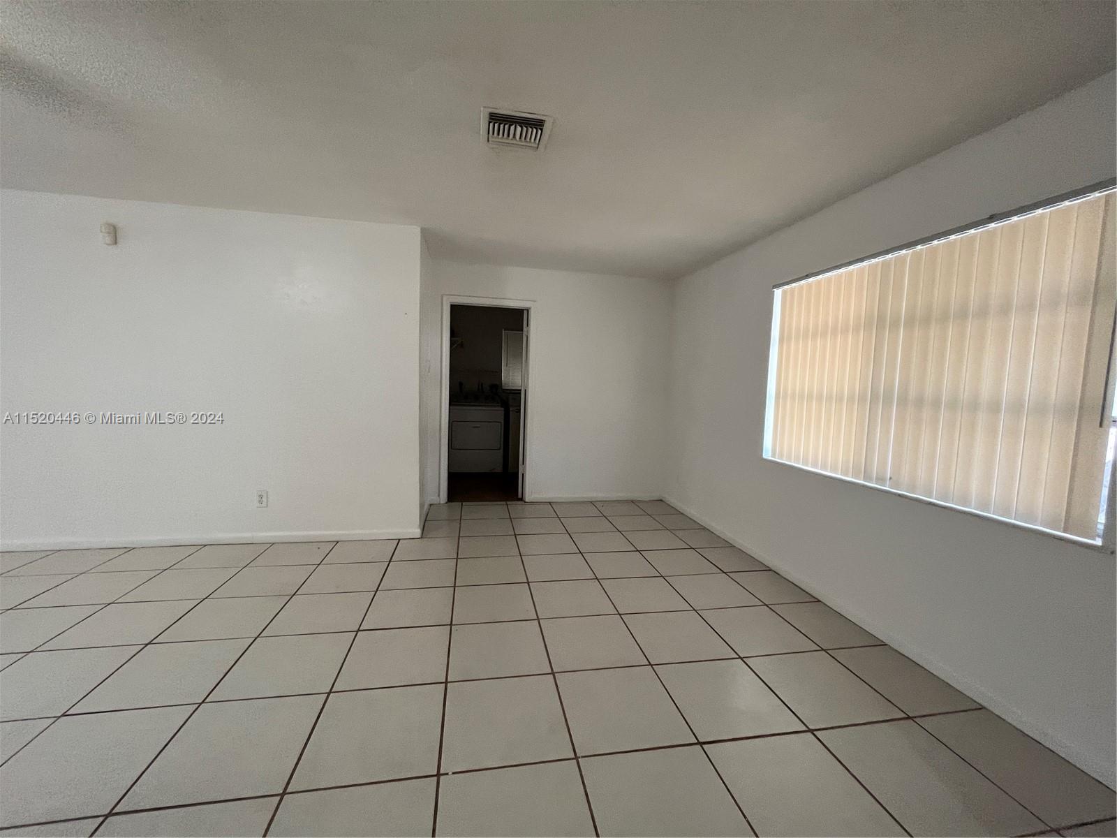 2791 NW 2nd St, Fort Lauderdale, Florida 33311, 3 Bedrooms Bedrooms, ,2 BathroomsBathrooms,Residential,For Sale,2791 NW 2nd St,A11520446