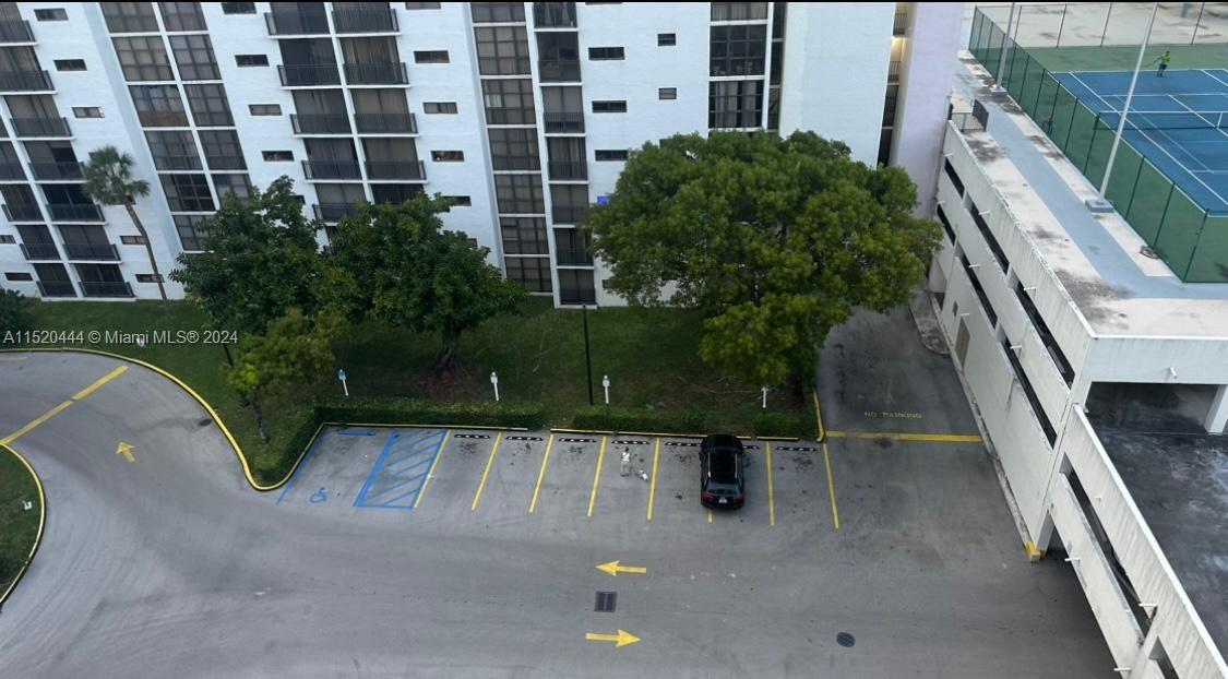 16909 N Bay Rd 1009, Sunny Isles Beach, Florida 33160, 1 Bedroom Bedrooms, ,1 BathroomBathrooms,Residential,For Sale,16909 N Bay Rd 1009,A11520444