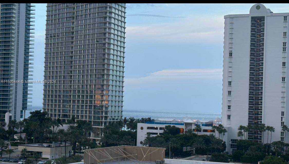 16909 N Bay Rd 1009, Sunny Isles Beach, Florida 33160, 1 Bedroom Bedrooms, ,1 BathroomBathrooms,Residential,For Sale,16909 N Bay Rd 1009,A11520444