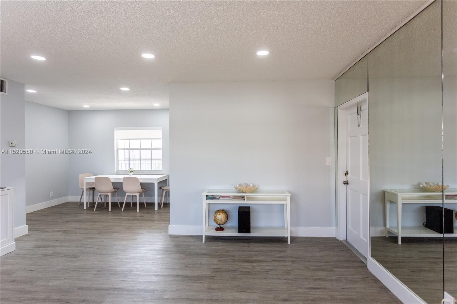 2424 NE 9th St 312, Fort Lauderdale, Florida 33304, 1 Bedroom Bedrooms, ,1 BathroomBathrooms,Residentiallease,For Rent,2424 NE 9th St 312,A11520550