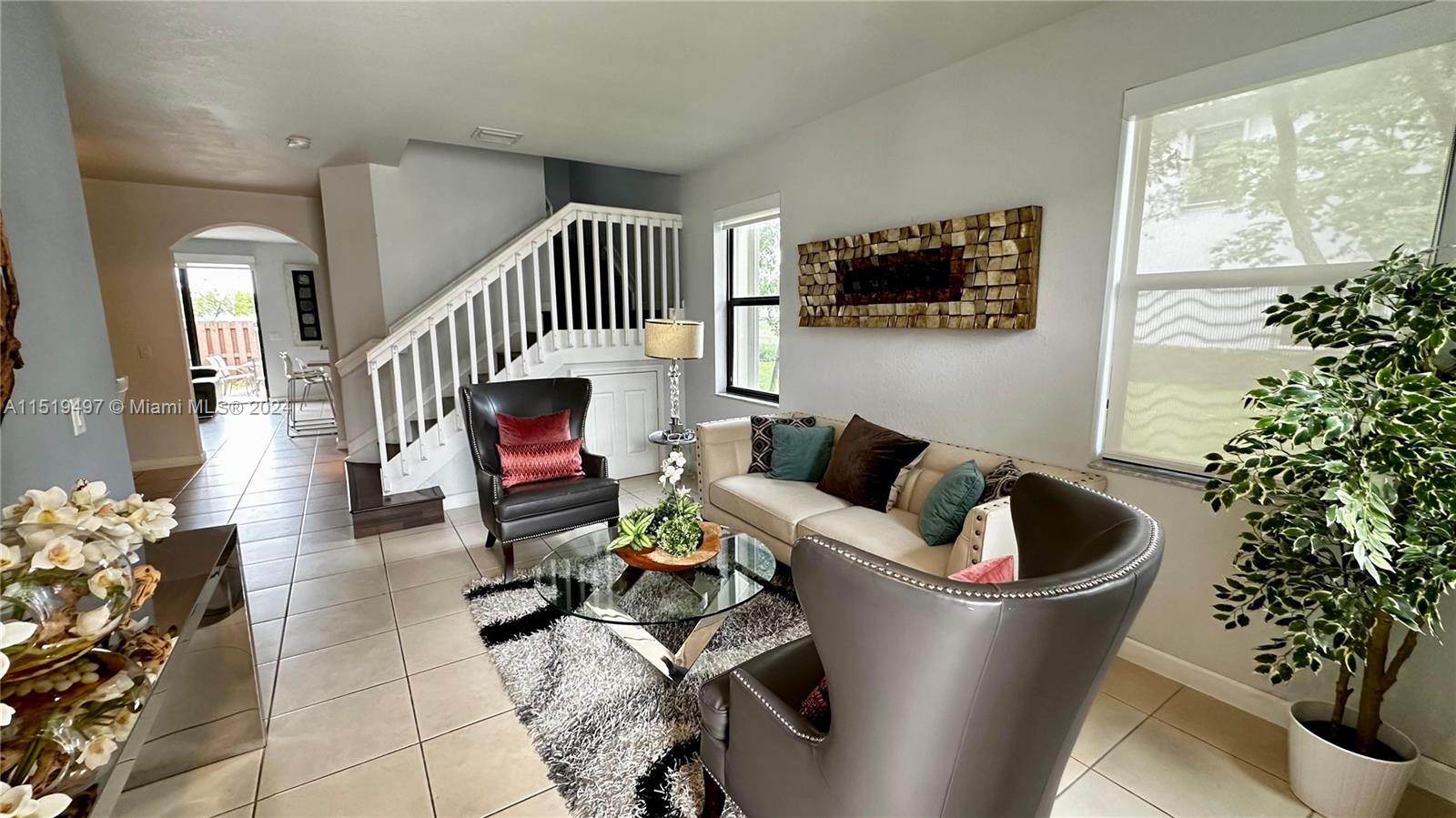 11281 NW 88th Ter, Doral, Florida 33178, 4 Bedrooms Bedrooms, ,2 BathroomsBathrooms,Residentiallease,For Rent,11281 NW 88th Ter,A11519497