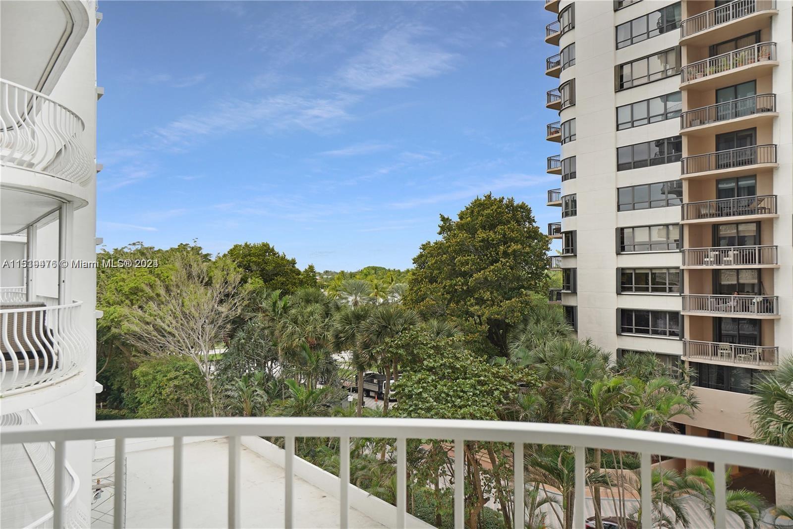 10155 Collins Ave 406, Bal Harbour, Florida 33154, 2 Bedrooms Bedrooms, ,3 BathroomsBathrooms,Residentiallease,For Rent,10155 Collins Ave 406,A11519476
