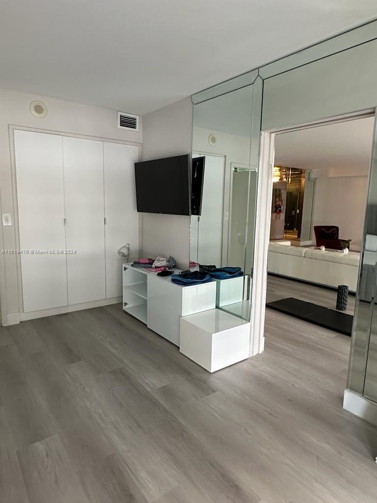 10155 Collins Ave 406, Bal Harbour, Florida 33154, 2 Bedrooms Bedrooms, ,3 BathroomsBathrooms,Residentiallease,For Rent,10155 Collins Ave 406,A11519476