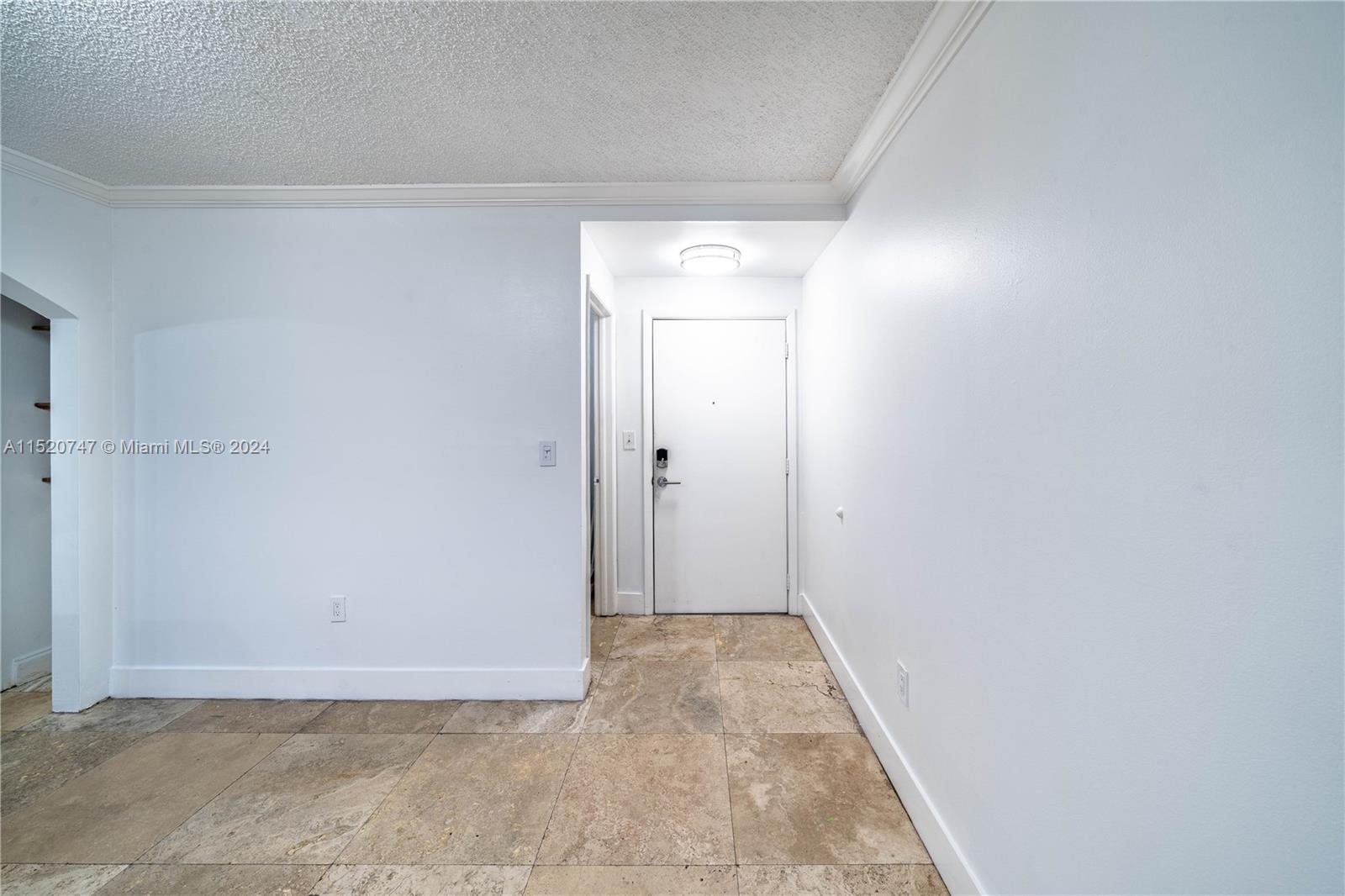 10237 NW 9th St Cir 102-4, Miami, Florida 33172, 2 Bedrooms Bedrooms, ,2 BathroomsBathrooms,Residentiallease,For Rent,10237 NW 9th St Cir 102-4,A11520747
