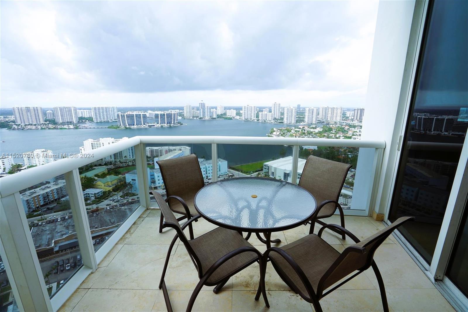 18101 Collins Ave 4201, Sunny Isles Beach, Florida 33160, 3 Bedrooms Bedrooms, ,3 BathroomsBathrooms,Residentiallease,For Rent,18101 Collins Ave 4201,A11520780