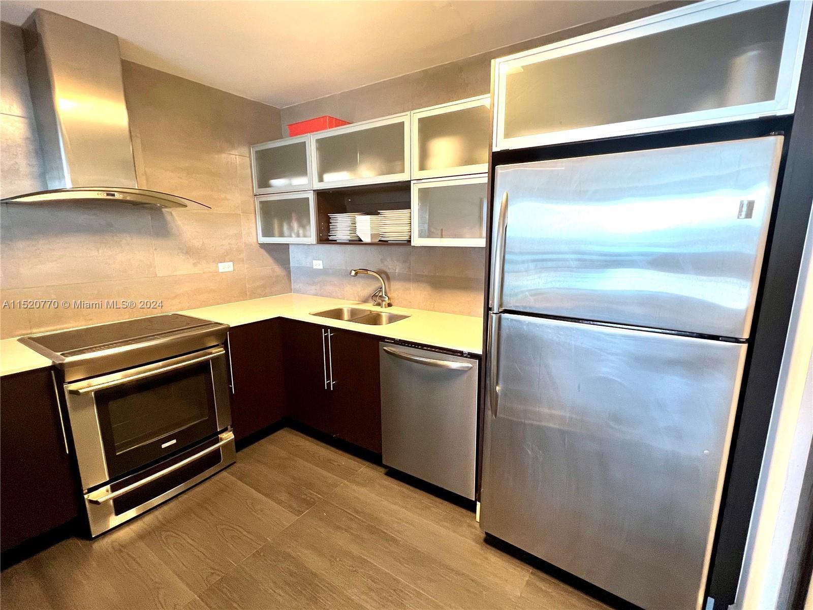 1500 Bay Road 1414S, Miami Beach, Florida 33139, 3 Bedrooms Bedrooms, ,2 BathroomsBathrooms,Residential,For Sale,1500 Bay Road 1414S,A11520770