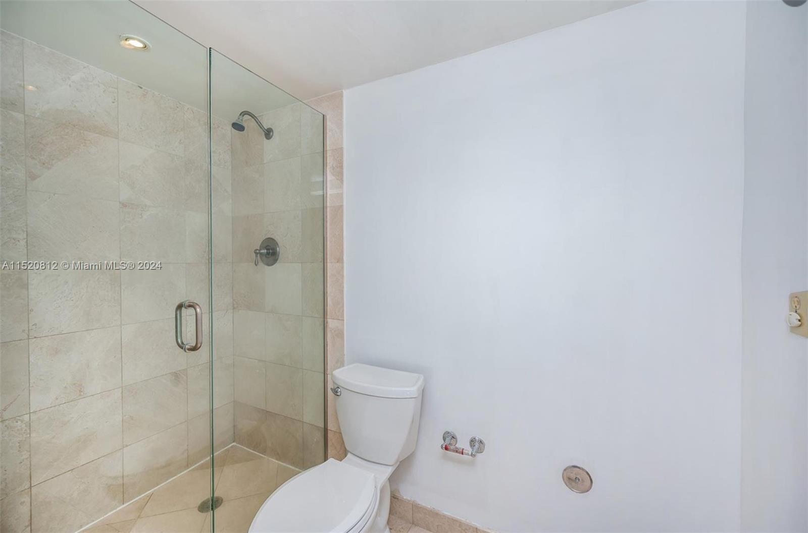 177 Ocean Lane Dr 206, Key Biscayne, Florida 33149, 2 Bedrooms Bedrooms, ,2 BathroomsBathrooms,Residential,For Sale,177 Ocean Lane Dr 206,A11520812