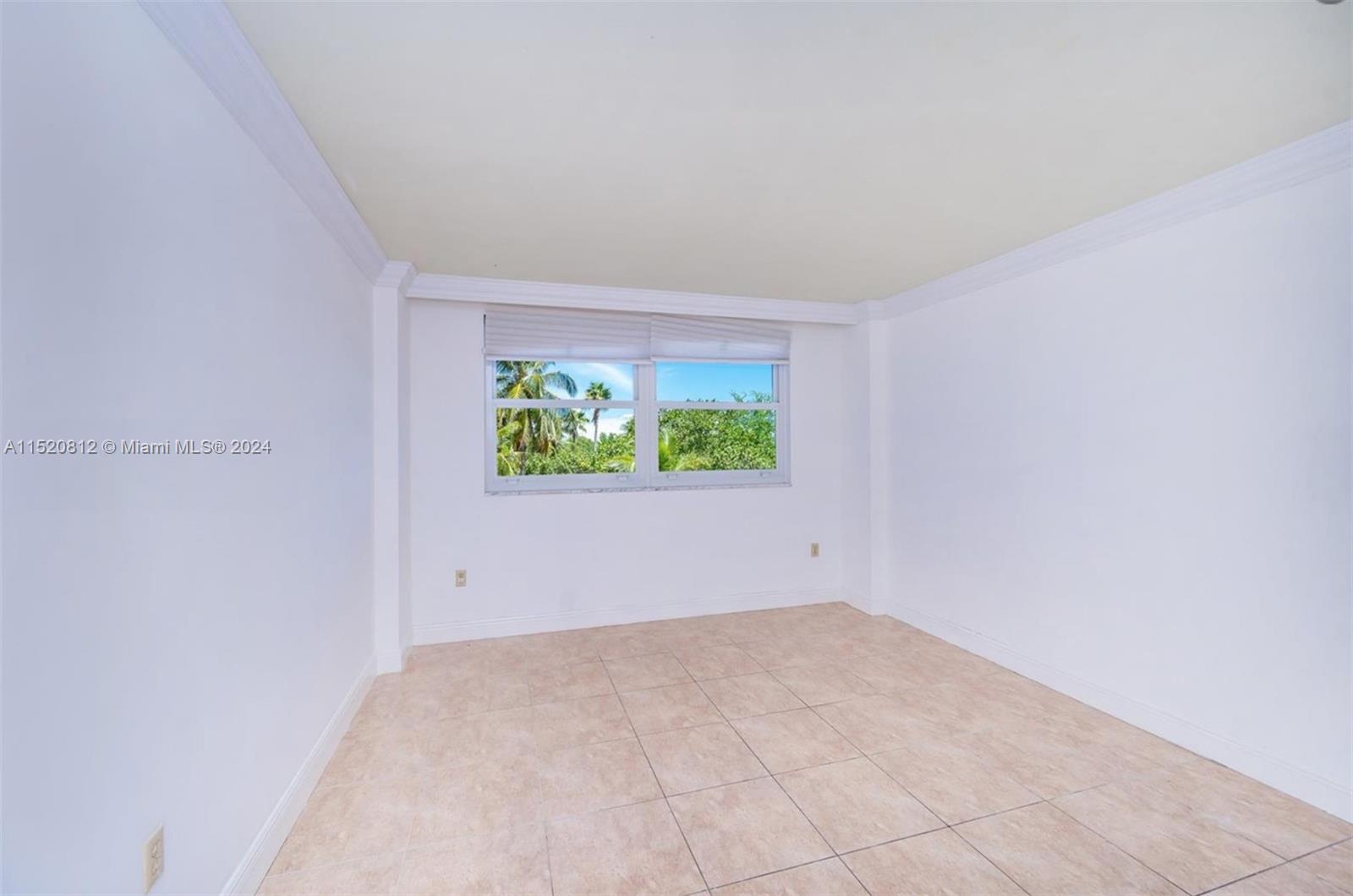 177 Ocean Lane Dr 206, Key Biscayne, Florida 33149, 2 Bedrooms Bedrooms, ,2 BathroomsBathrooms,Residential,For Sale,177 Ocean Lane Dr 206,A11520812