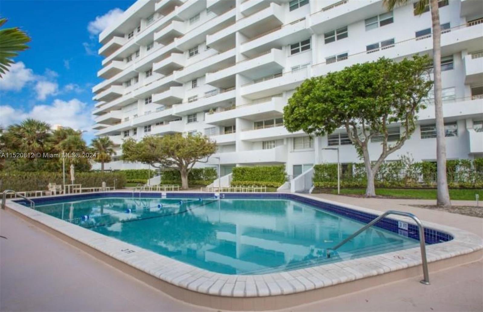 177 Ocean Lane Dr 206, Key Biscayne, Florida 33149, 2 Bedrooms Bedrooms, ,2 BathroomsBathrooms,Residential,For Sale,177 Ocean Lane Dr 206,A11520812