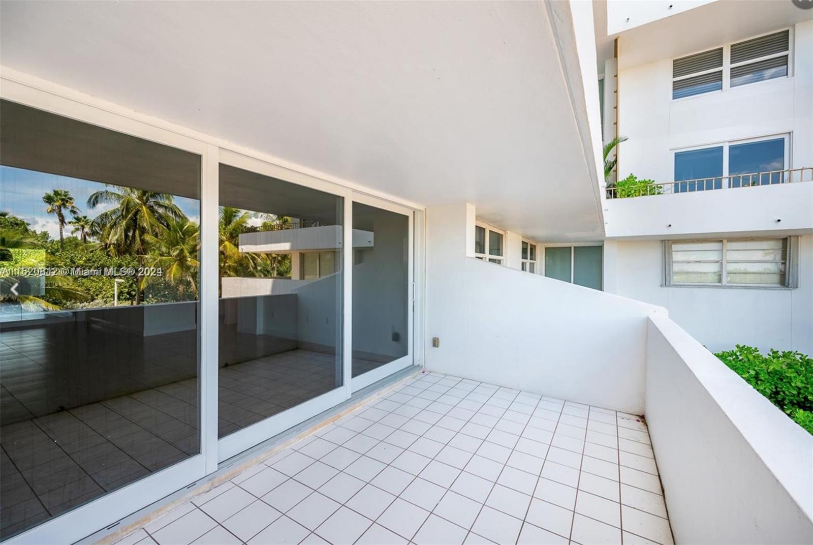 177 Ocean Lane Dr 206, Key Biscayne, Florida 33149, 2 Bedrooms Bedrooms, ,2 BathroomsBathrooms,Residential,For Sale,177 Ocean Lane Dr 206,A11520812