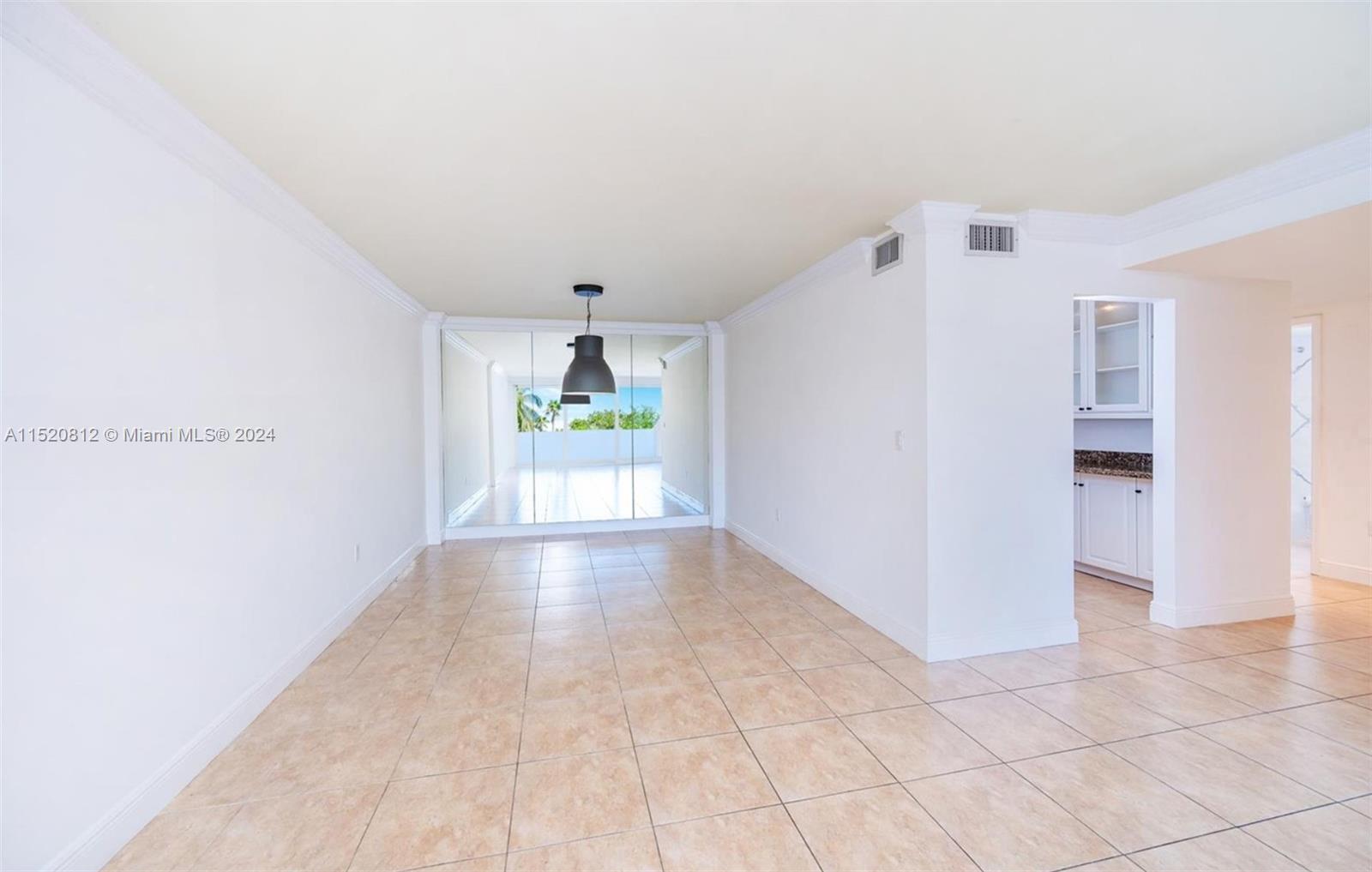 177 Ocean Lane Dr 206, Key Biscayne, Florida 33149, 2 Bedrooms Bedrooms, ,2 BathroomsBathrooms,Residential,For Sale,177 Ocean Lane Dr 206,A11520812