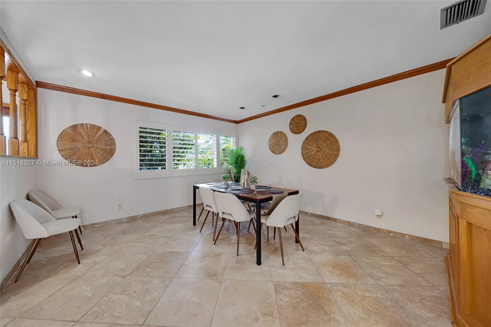 5451 Taylor St 0, Hollywood, Florida 33021, 4 Bedrooms Bedrooms, ,2 BathroomsBathrooms,Residentiallease,For Rent,5451 Taylor St 0,A11518927