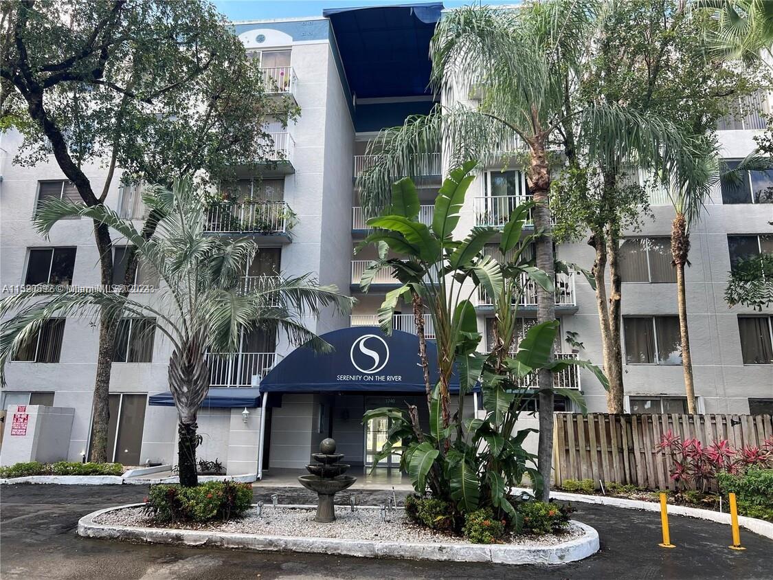 1740 NW N River Dr 419, Miami, Florida 33125, 1 Bedroom Bedrooms, ,1 BathroomBathrooms,Residential,For Sale,1740 NW N River Dr 419,A11520592