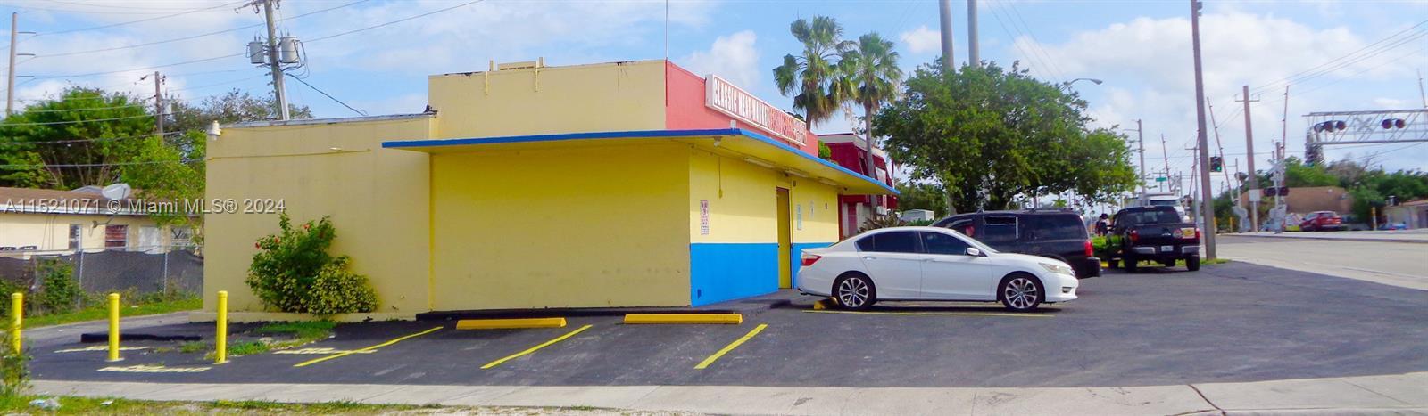 530 Stirling Rd, Dania Beach, Florida 33004, ,Commercialsale,For Sale,530 Stirling Rd,A11521071