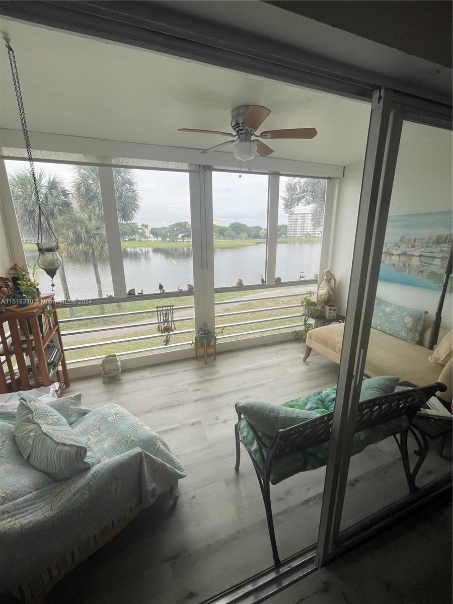 Pompano Beach, Florida 33069, 1 Bedroom Bedrooms, ,1 BathroomBathrooms,Residential,For Sale,A11518330