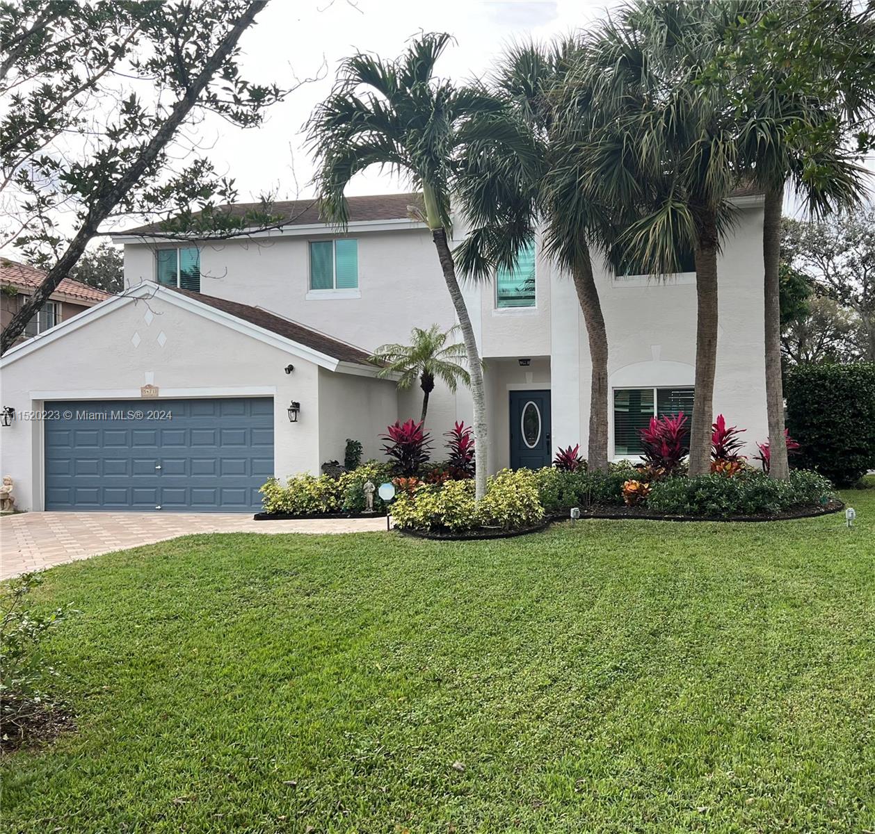 5471 NW 40th Ter, Coconut Creek, FL 33073