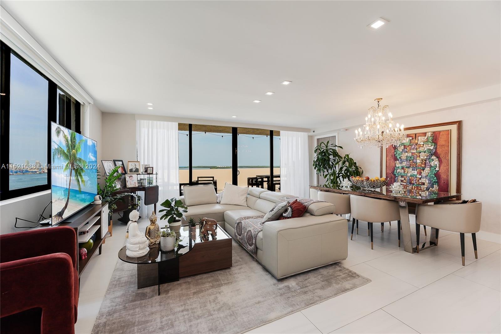 540 Brickell Key Dr 1528, Miami, Florida 33131, 2 Bedrooms Bedrooms, ,2 BathroomsBathrooms,Residential,For Sale,540 Brickell Key Dr 1528,A11521088