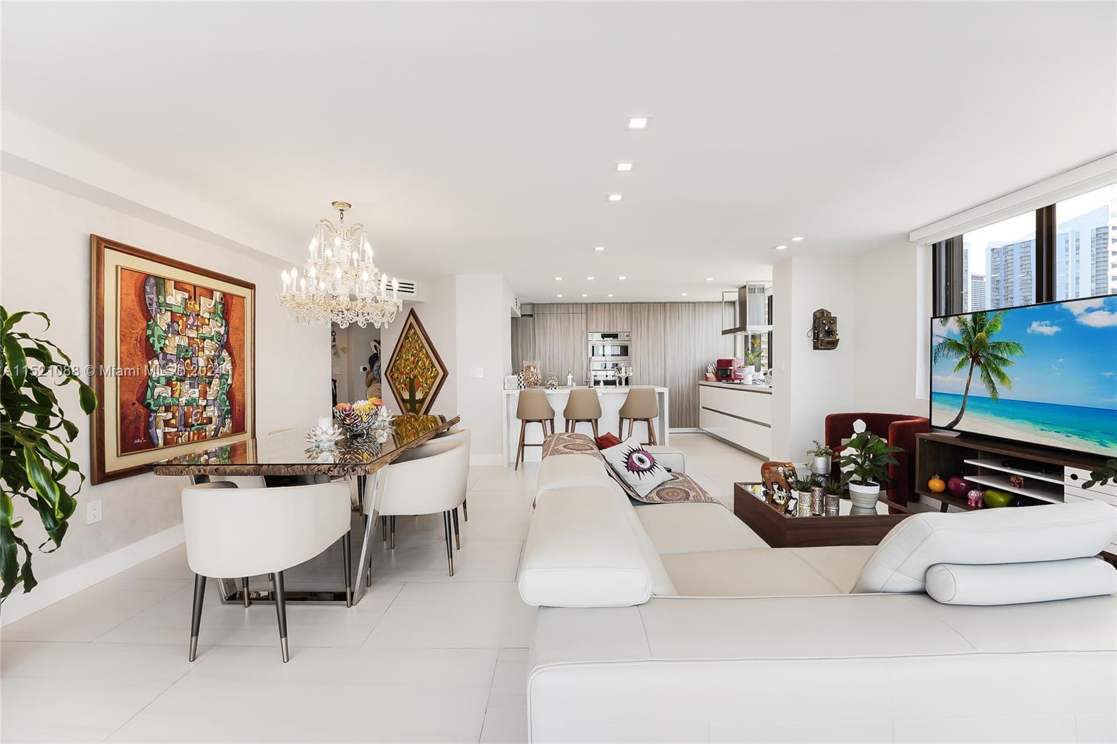 540 Brickell Key Dr 1528, Miami, Florida 33131, 2 Bedrooms Bedrooms, ,2 BathroomsBathrooms,Residential,For Sale,540 Brickell Key Dr 1528,A11521088