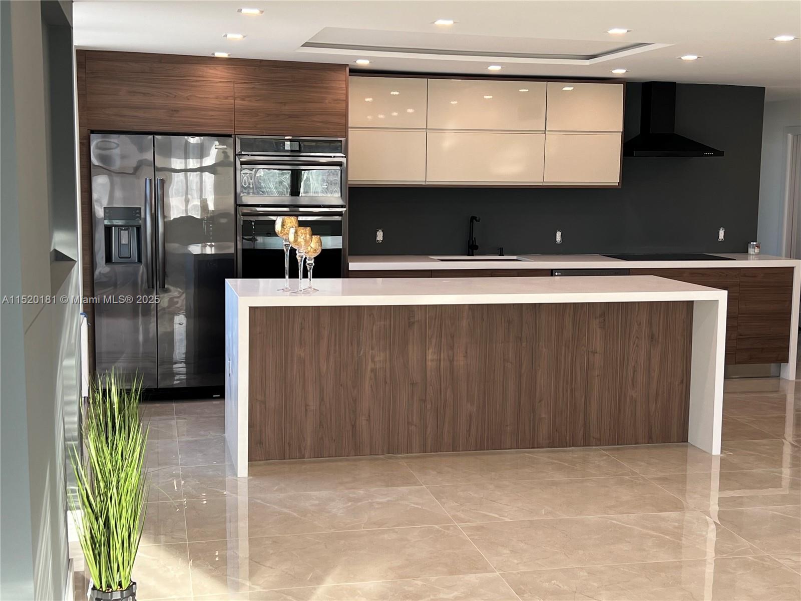 Sunny Isles Beach, Florida 33160, 4 Bedrooms Bedrooms, ,3 BathroomsBathrooms,Residential,For Sale,A11520181