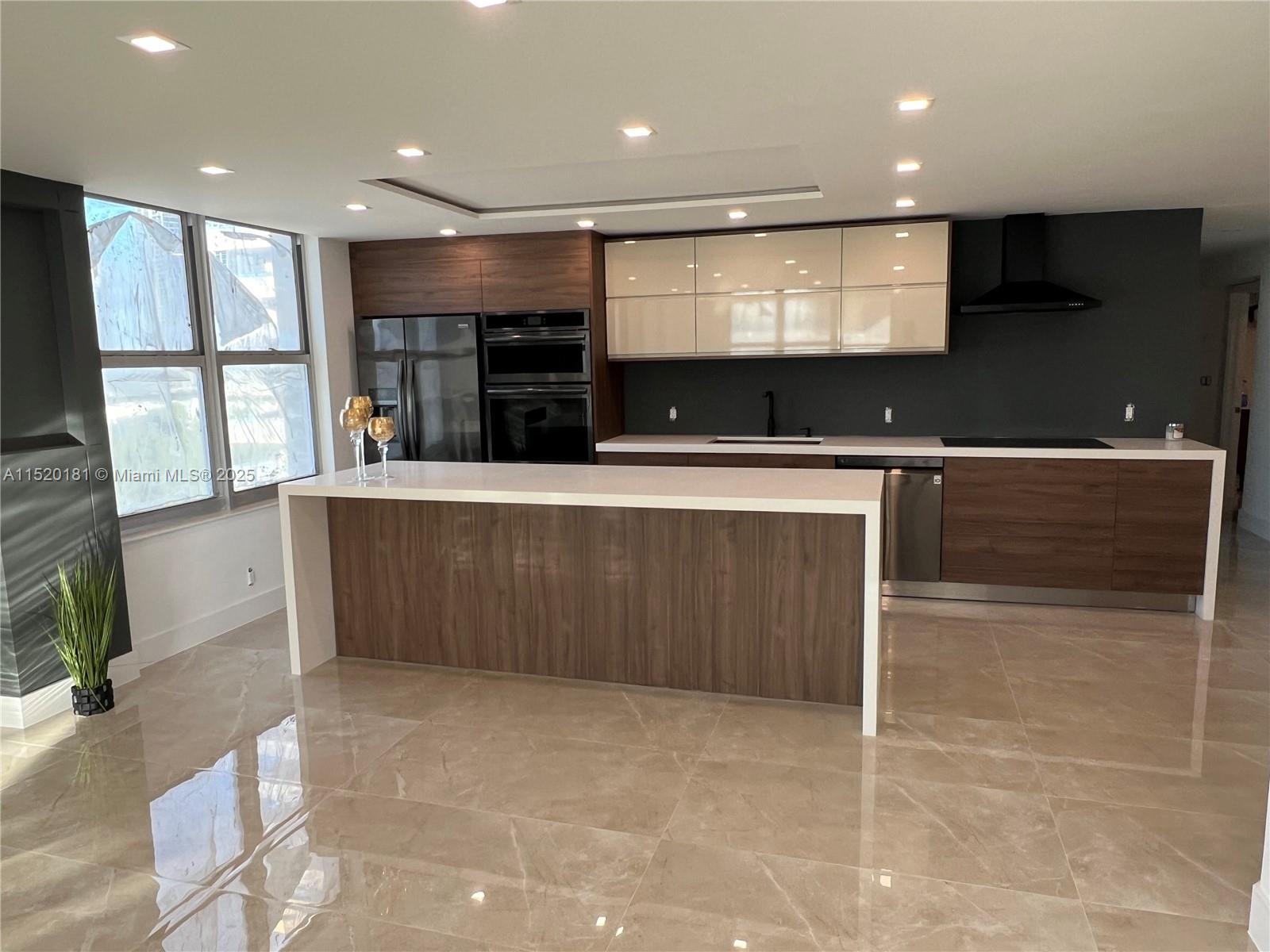 Sunny Isles Beach, Florida 33160, 4 Bedrooms Bedrooms, ,3 BathroomsBathrooms,Residential,For Sale,A11520181