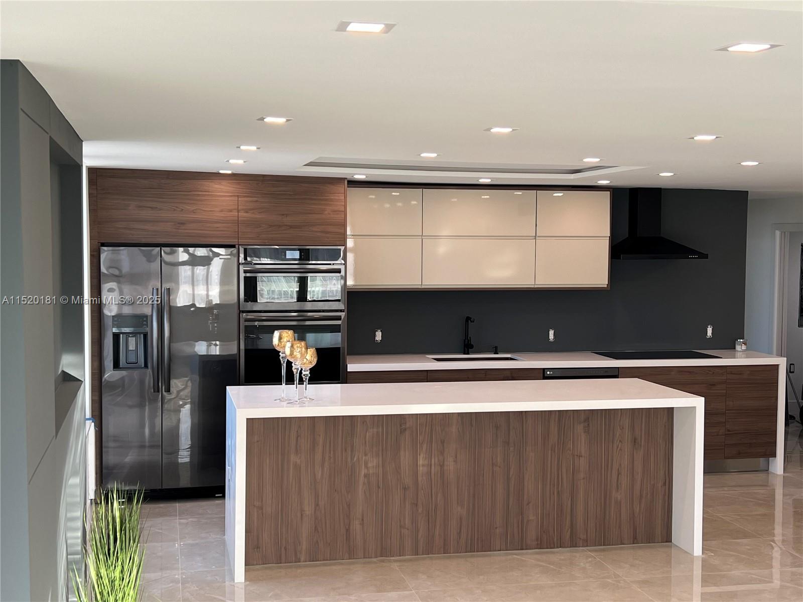 Sunny Isles Beach, Florida 33160, 4 Bedrooms Bedrooms, ,3 BathroomsBathrooms,Residential,For Sale,A11520181