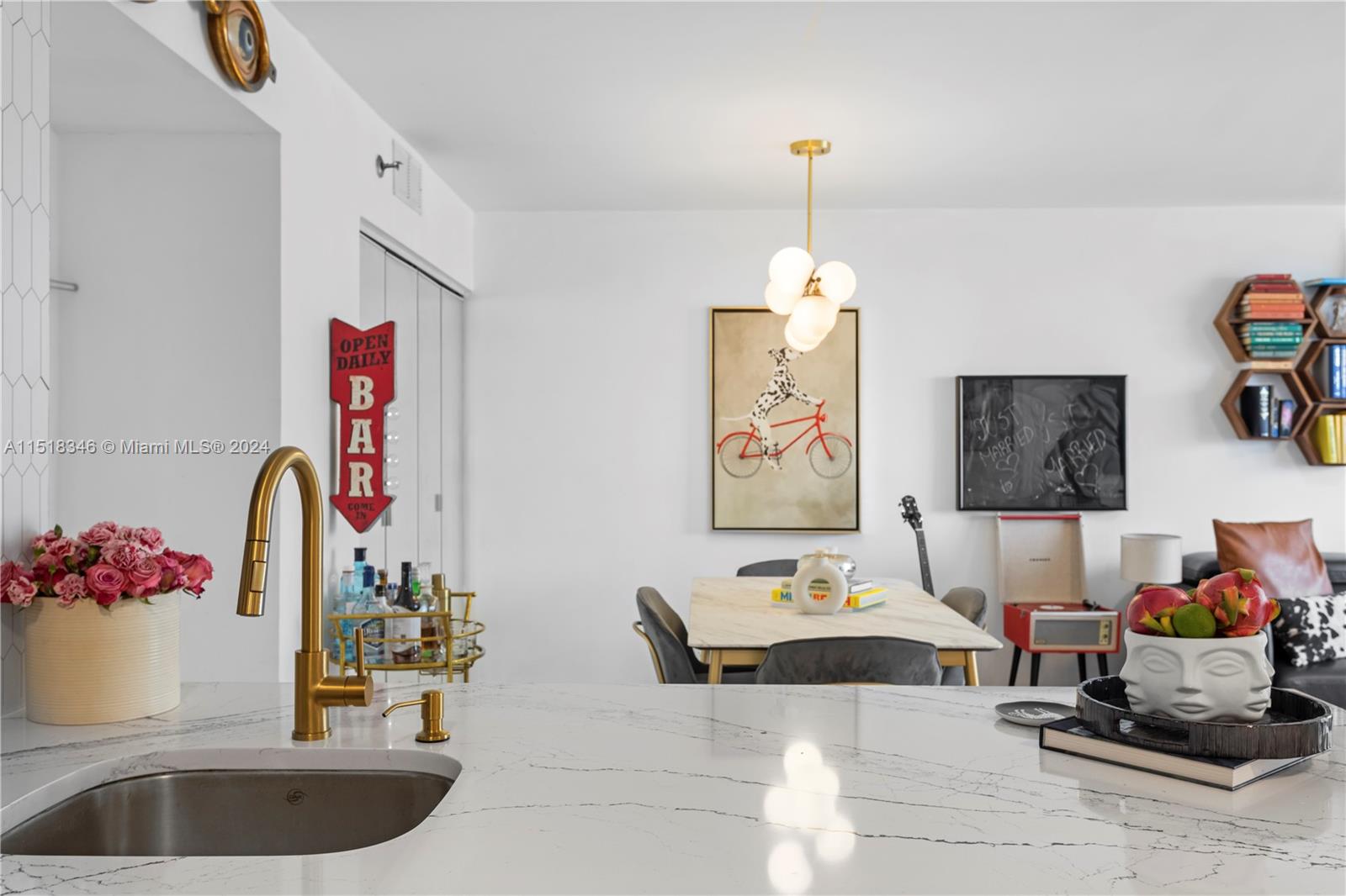 770 Claughton Island Dr 1705, Miami, Florida 33131, 1 Bedroom Bedrooms, ,1 BathroomBathrooms,Residential,For Sale,770 Claughton Island Dr 1705,A11518346