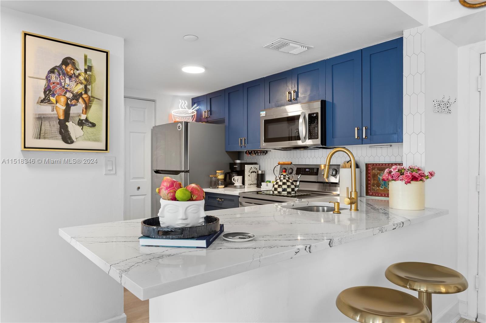 770 Claughton Island Dr 1705, Miami, Florida 33131, 1 Bedroom Bedrooms, ,1 BathroomBathrooms,Residential,For Sale,770 Claughton Island Dr 1705,A11518346