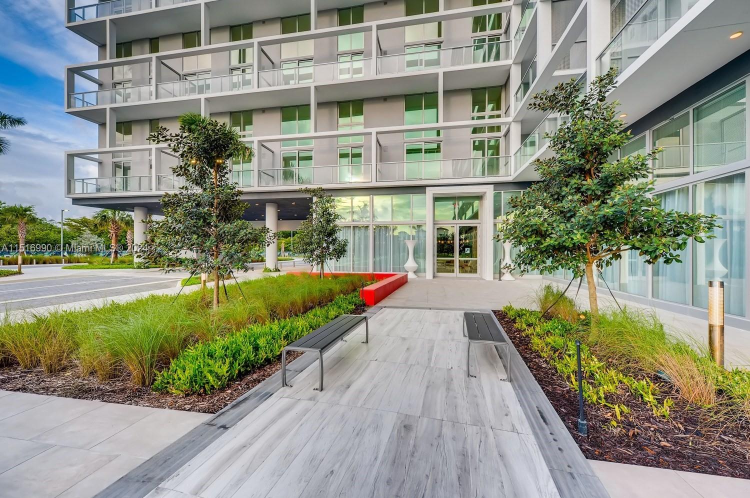 2000 Metropica Way PH11, Sunrise, Florida 33323, 3 Bedrooms Bedrooms, ,3 BathroomsBathrooms,Residential,For Sale,2000 Metropica Way PH11,A11516990