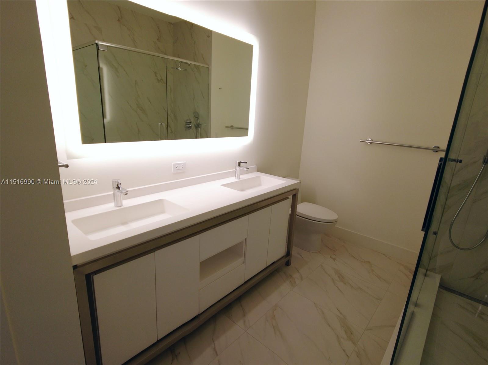 2000 Metropica Way PH11, Sunrise, Florida 33323, 3 Bedrooms Bedrooms, ,3 BathroomsBathrooms,Residential,For Sale,2000 Metropica Way PH11,A11516990