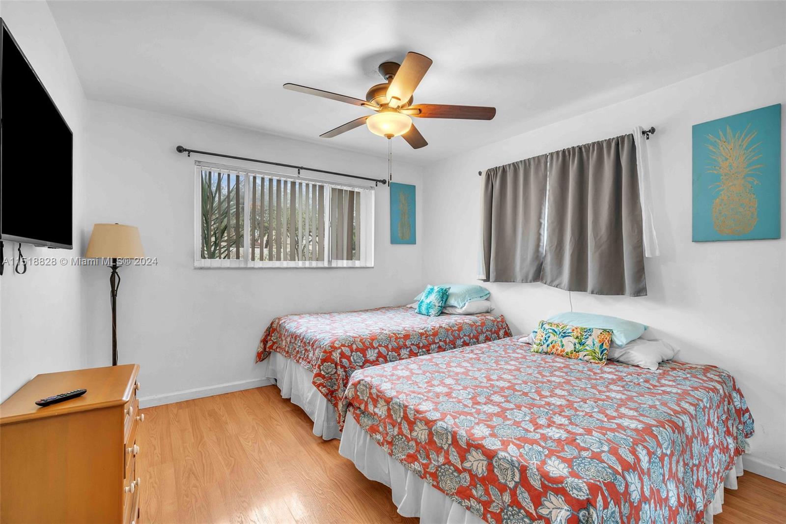 1048 Johnson St, Hollywood, Florida 33019, 5 Bedrooms Bedrooms, ,3 BathroomsBathrooms,Residential,For Sale,1048 Johnson St,A11518828