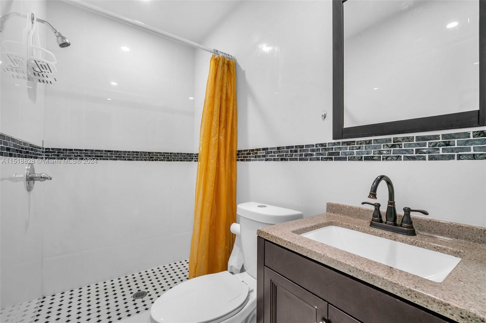 1048 Johnson St, Hollywood, Florida 33019, 5 Bedrooms Bedrooms, ,3 BathroomsBathrooms,Residential,For Sale,1048 Johnson St,A11518828