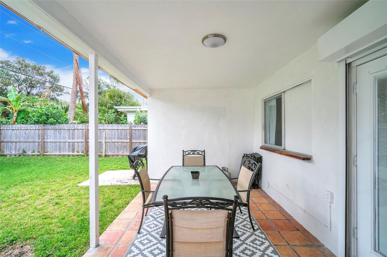 1048 Johnson St, Hollywood, Florida 33019, 5 Bedrooms Bedrooms, ,3 BathroomsBathrooms,Residential,For Sale,1048 Johnson St,A11518828