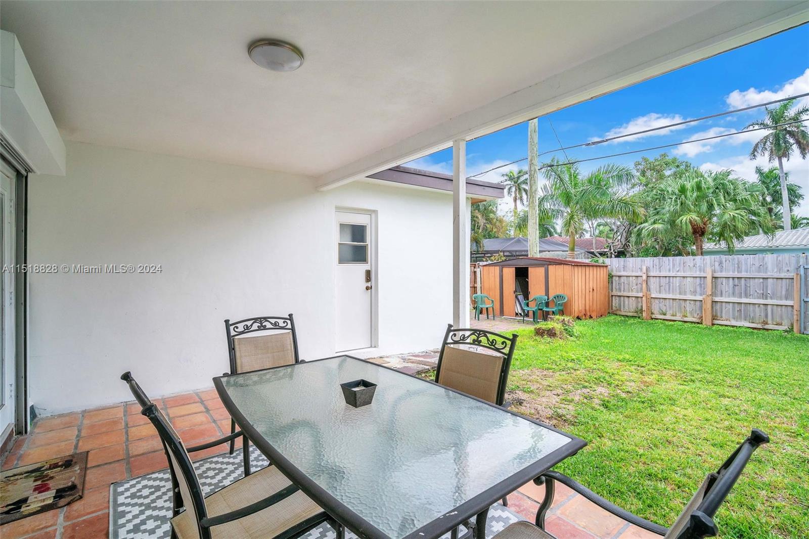 1048 Johnson St, Hollywood, Florida 33019, 5 Bedrooms Bedrooms, ,3 BathroomsBathrooms,Residential,For Sale,1048 Johnson St,A11518828