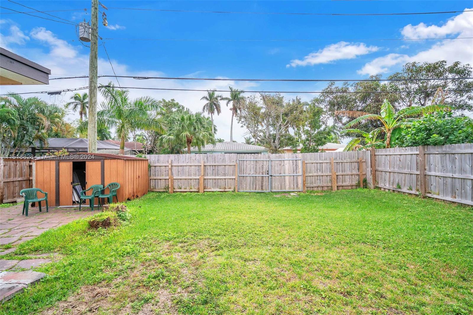 1048 Johnson St, Hollywood, Florida 33019, 5 Bedrooms Bedrooms, ,3 BathroomsBathrooms,Residential,For Sale,1048 Johnson St,A11518828