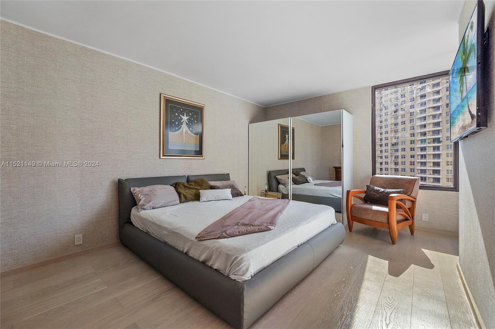 520 Brickell Key Dr A1015, Miami, Florida 33131, 2 Bedrooms Bedrooms, ,2 BathroomsBathrooms,Residential,For Sale,520 Brickell Key Dr A1015,A11521149