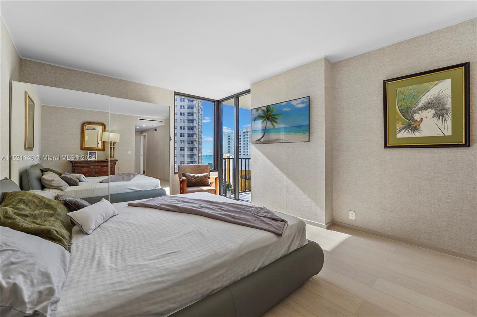 520 Brickell Key Dr A1015, Miami, Florida 33131, 2 Bedrooms Bedrooms, ,2 BathroomsBathrooms,Residential,For Sale,520 Brickell Key Dr A1015,A11521149