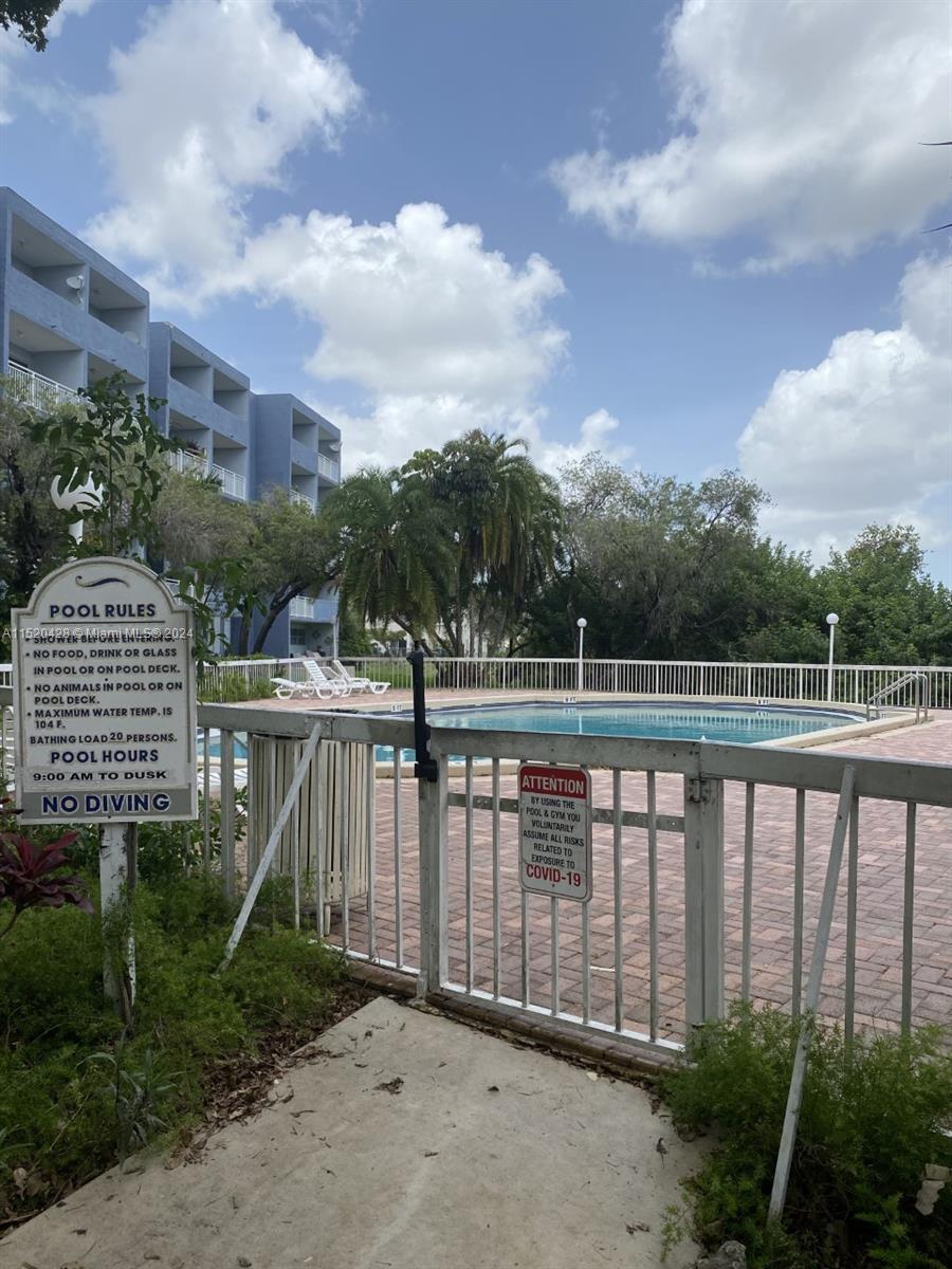 9375 Fontainebleau Blvd L217, Miami, Florida 33172, 2 Bedrooms Bedrooms, ,2 BathroomsBathrooms,Residential,For Sale,9375 Fontainebleau Blvd L217,A11520428