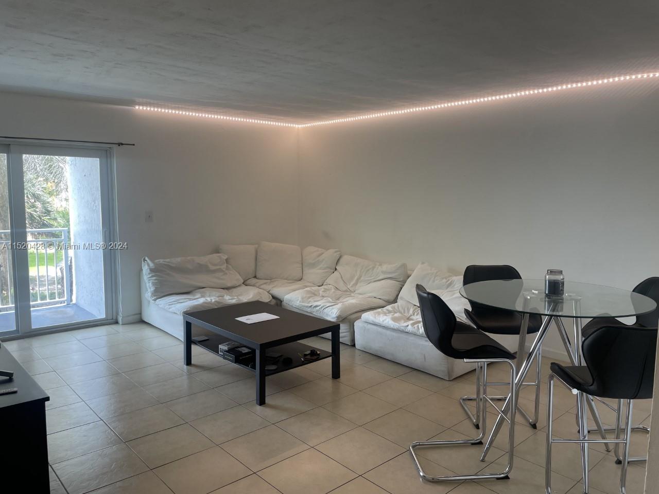 9375 Fontainebleau Blvd L217, Miami, Florida 33172, 2 Bedrooms Bedrooms, ,2 BathroomsBathrooms,Residential,For Sale,9375 Fontainebleau Blvd L217,A11520428
