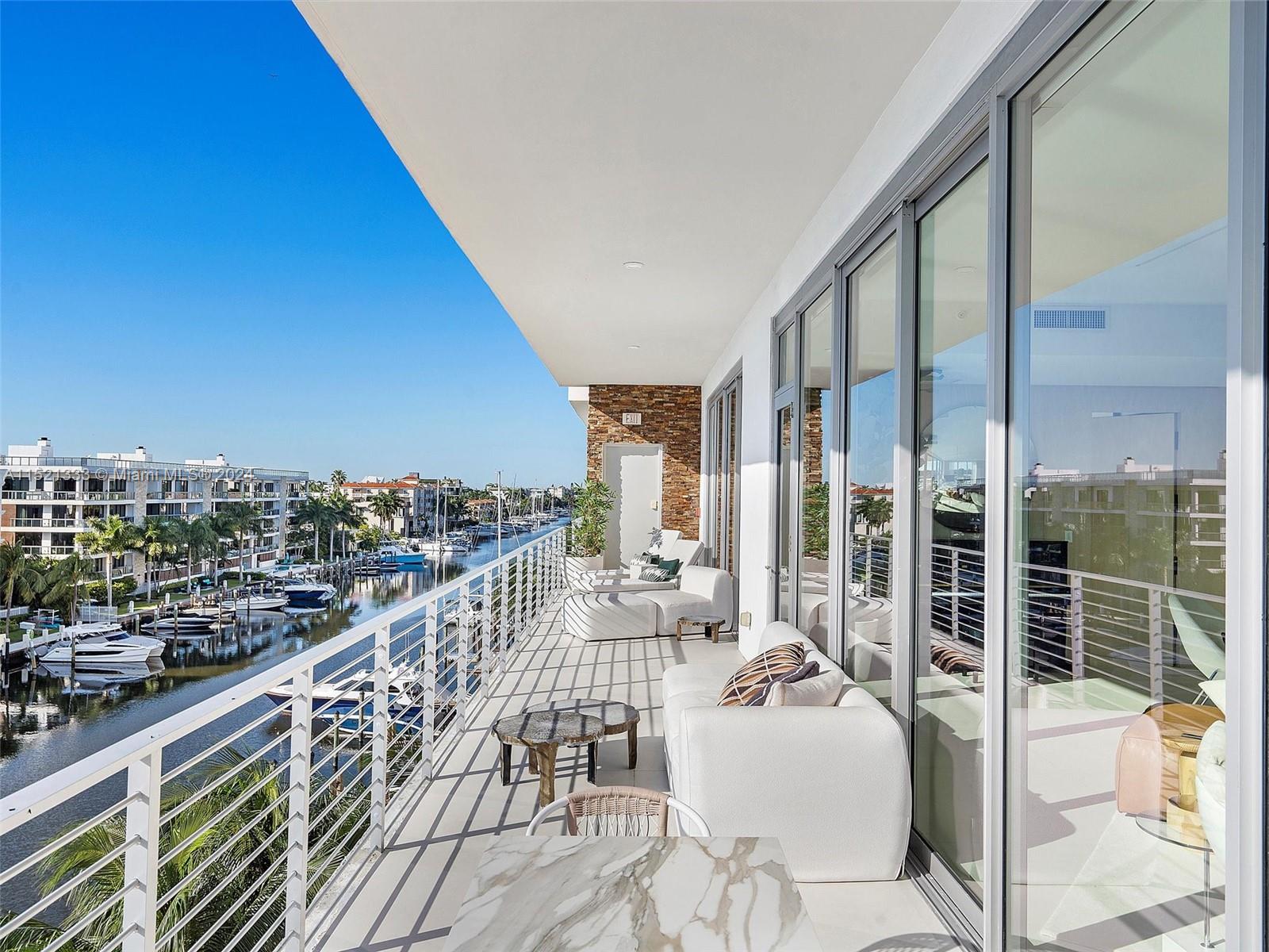 21 Isle Of Venice Dr PH1, Fort Lauderdale, Florida 33301, 4 Bedrooms Bedrooms, ,3 BathroomsBathrooms,Residentiallease,For Rent,21 Isle Of Venice Dr PH1,A11521333