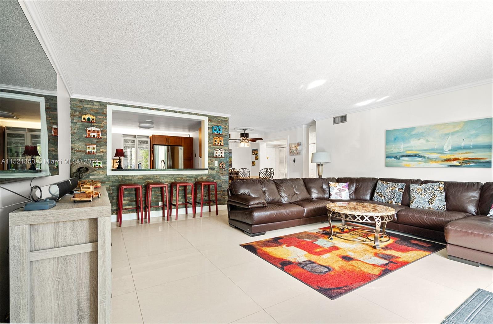 401 NE 14th Ave 104, Hallandale Beach, Florida 33009, 2 Bedrooms Bedrooms, ,2 BathroomsBathrooms,Residential,For Sale,401 NE 14th Ave 104,A11521350
